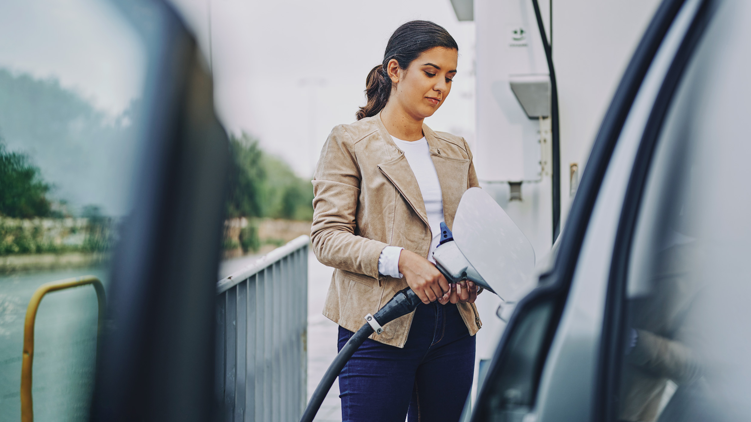 HERE Technologies and JLR expand EV charging data tie-up