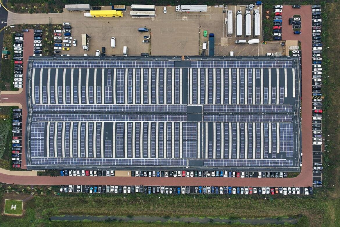 UrbanChain and Low Carbon Hub Partner to Power Oxfordshire’s Local Renewable Energy Market