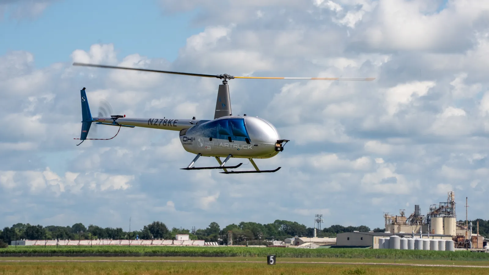 Robinson Unmanned R44 AIRTRUCK trials offshore cargo ops in Louisiana