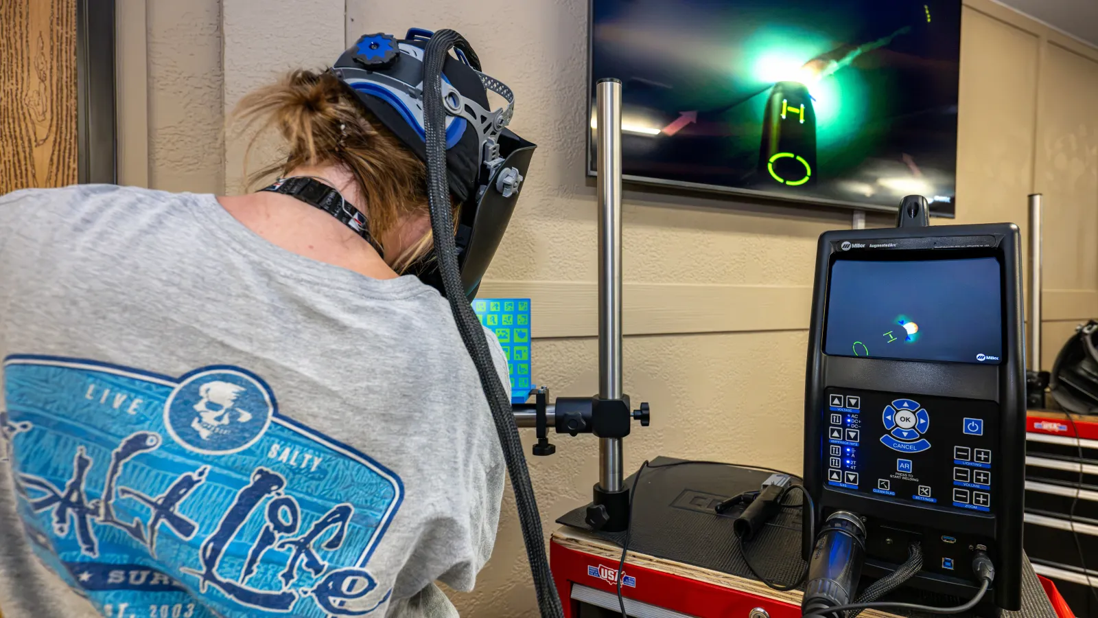 HII's VR Welding Lab hits 1,000 trainees in defence workforce push