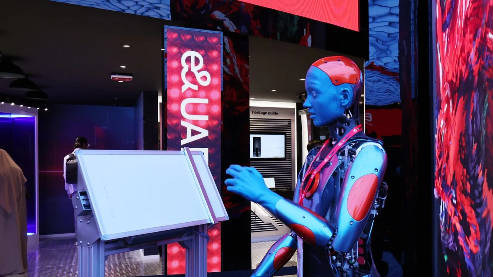 e& Unveils Future-Tech Innovations at GITEX GLOBAL 2025