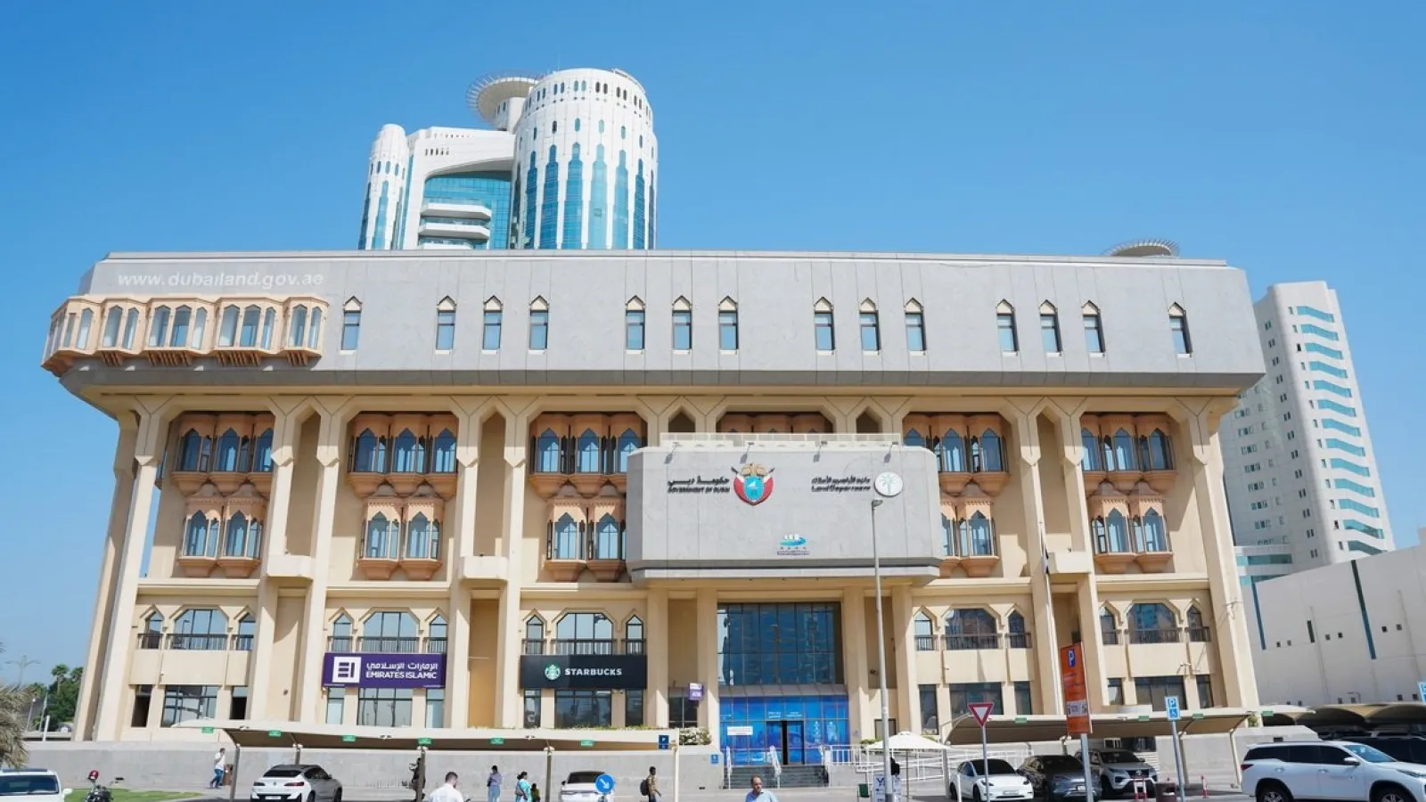 Dubai Land Department Showcases Next-Gen Digital Real Estate Solutions at GITEX Global 2025